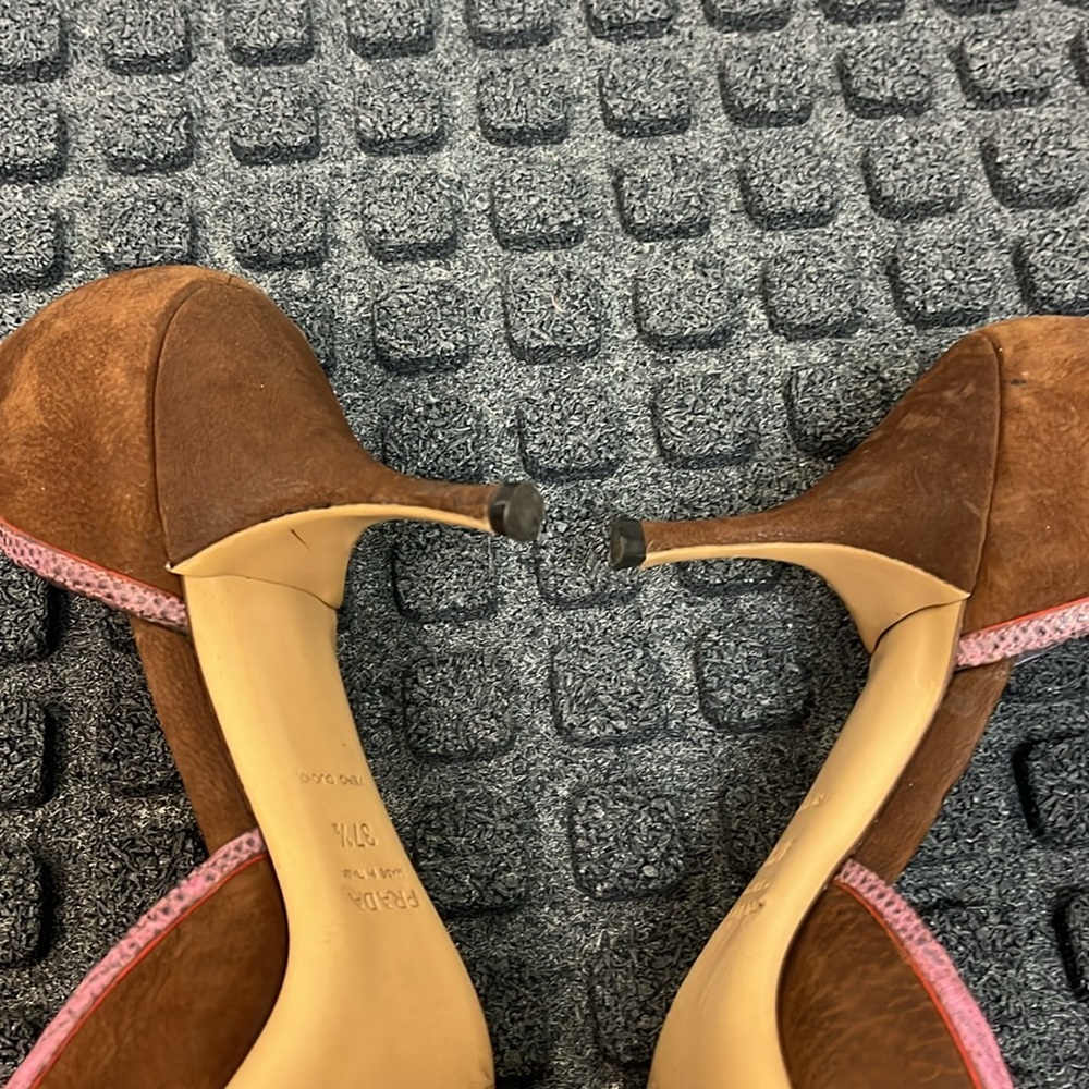 PRADA HEELS - Picture 7 of 8